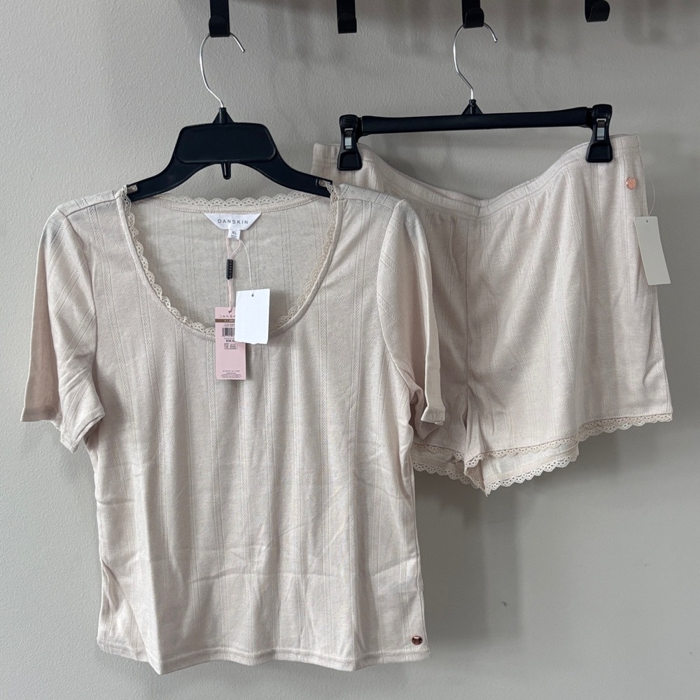 Danskin Lounge Set